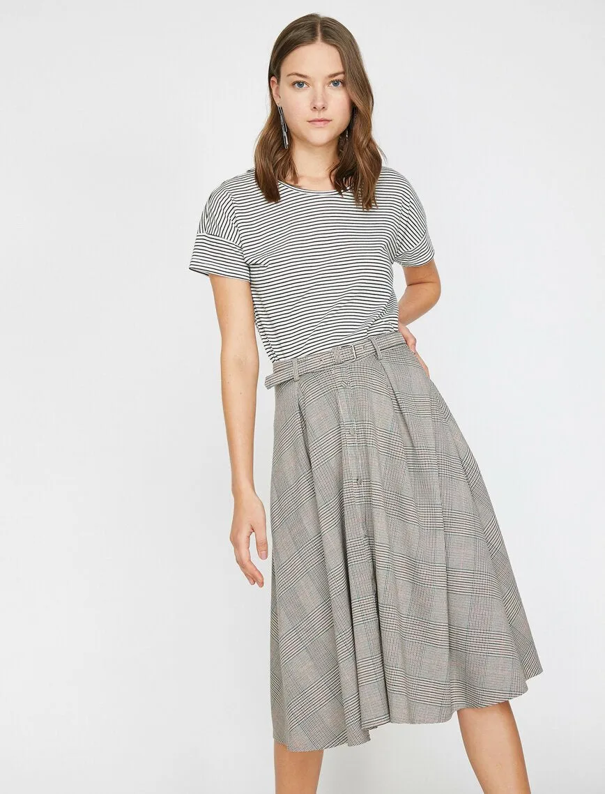 11957 Beige Patterned Midi Skirt