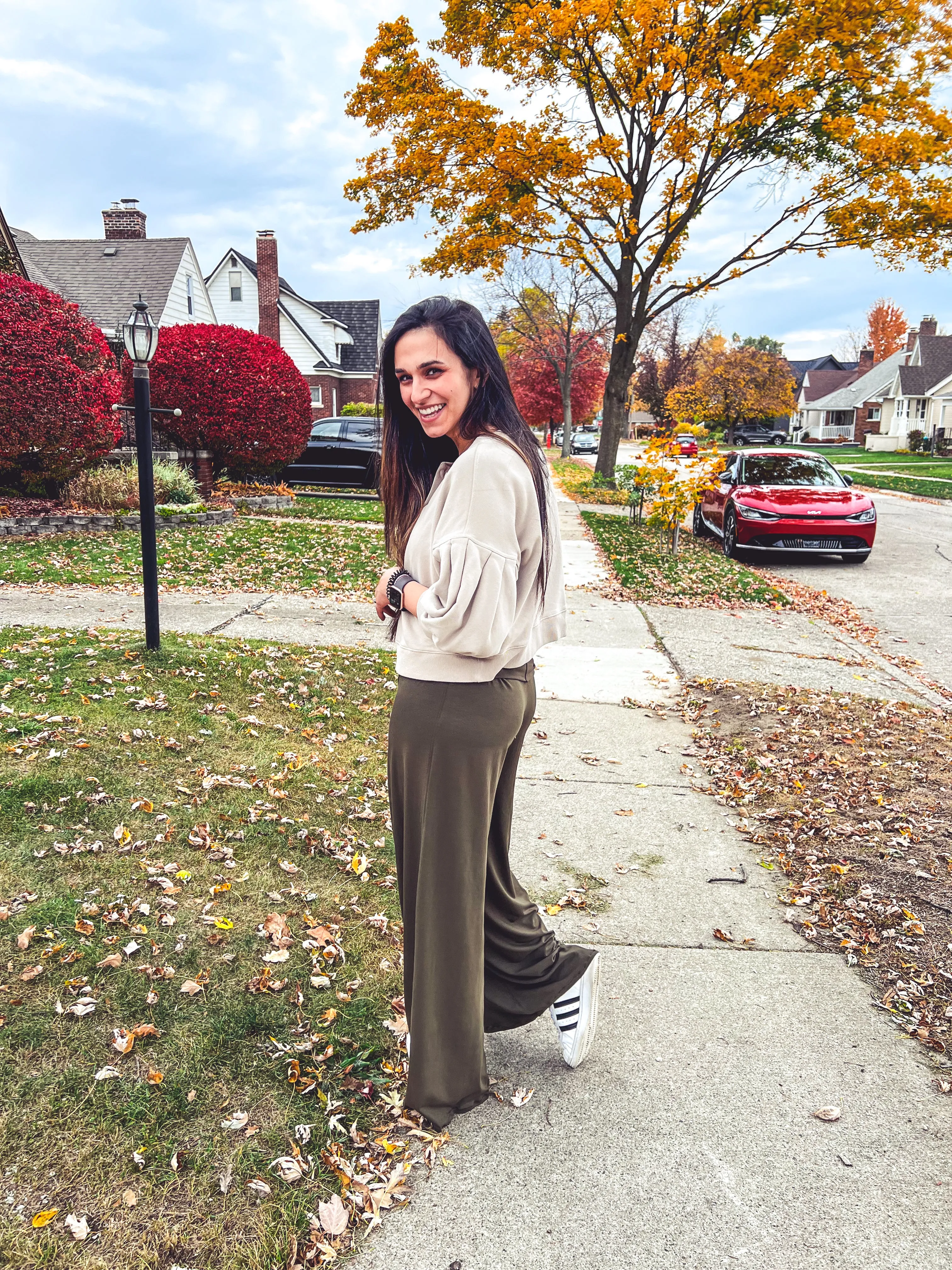 Adult Daphne Bell, Wide Leg and Flare Pants Digital Sewing Pattern Sizes 0-32