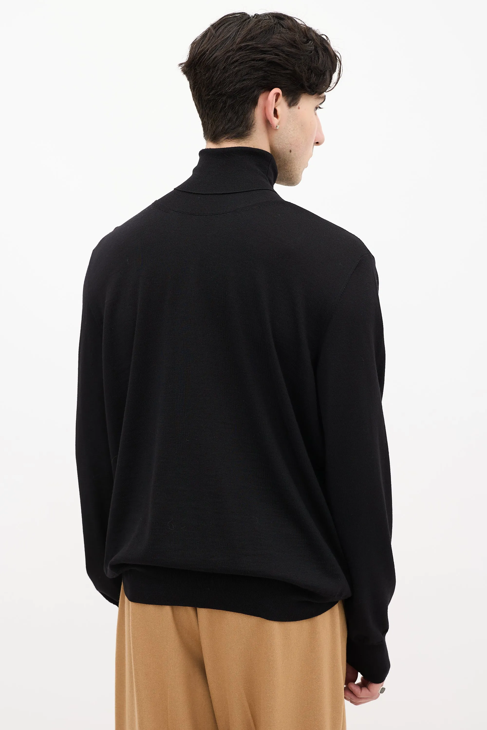 Black Wool Long Sleeve Turtleneck