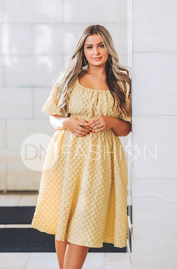 Brynn Corn Silk Texture Dress - DM Exclusive - Maternity Friendly