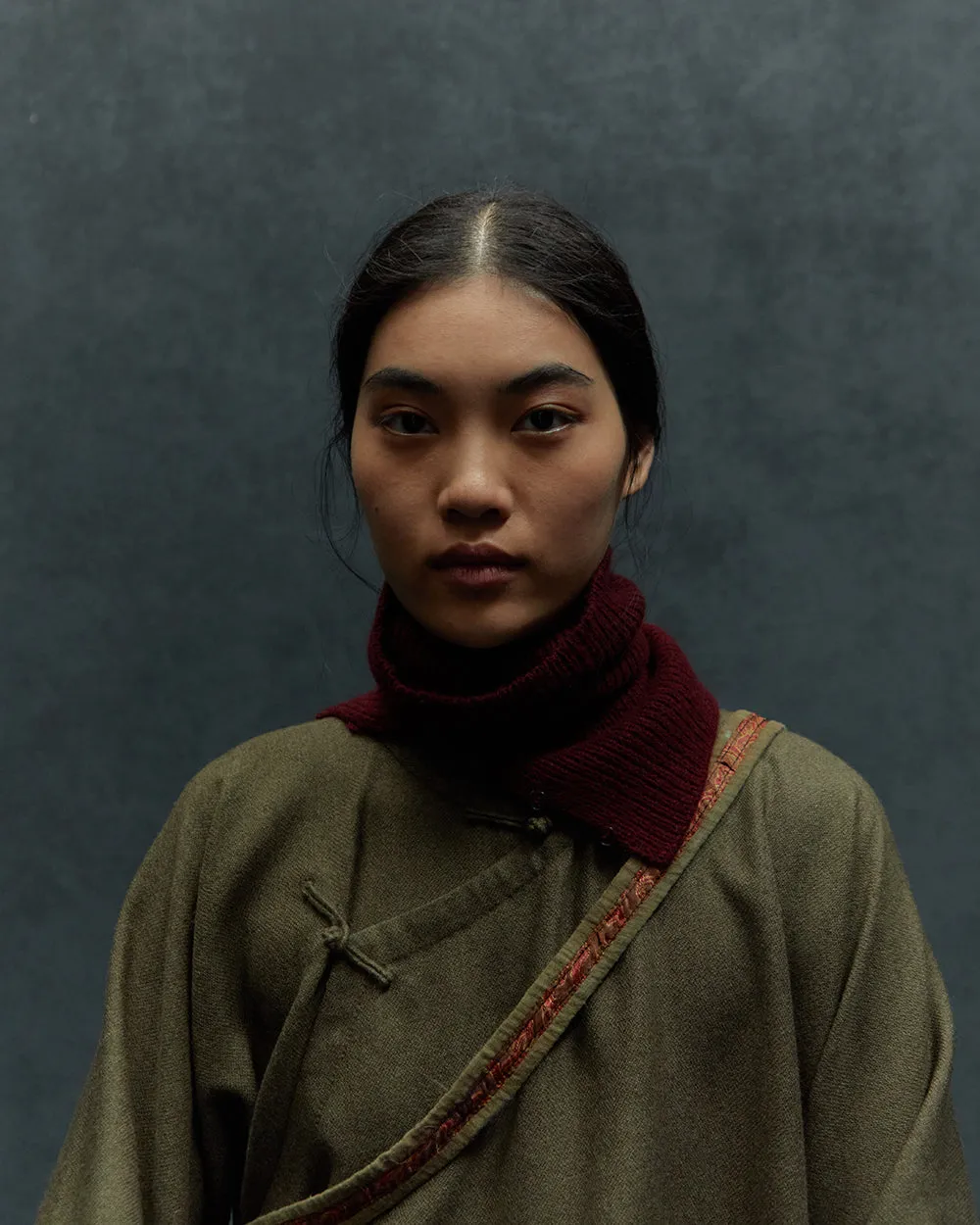 Button-Down Ribbed Neck Piece