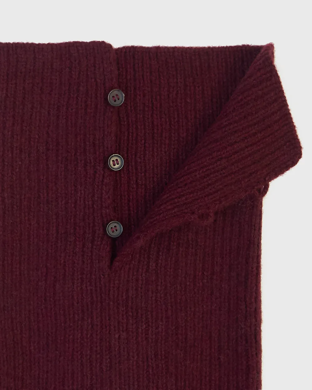 Button-Down Ribbed Neck Piece