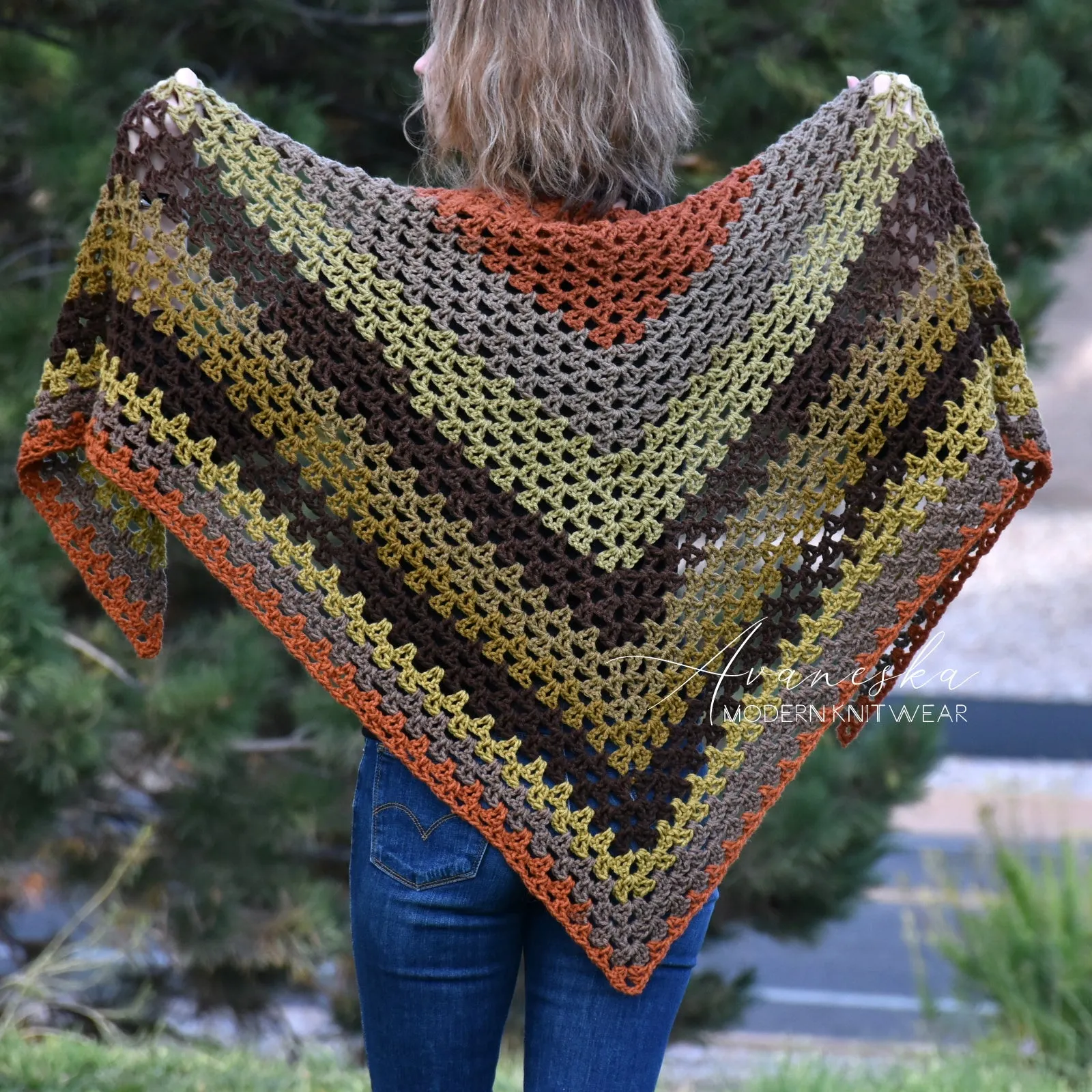Crochet Triangle Shawl | The ANASAZI