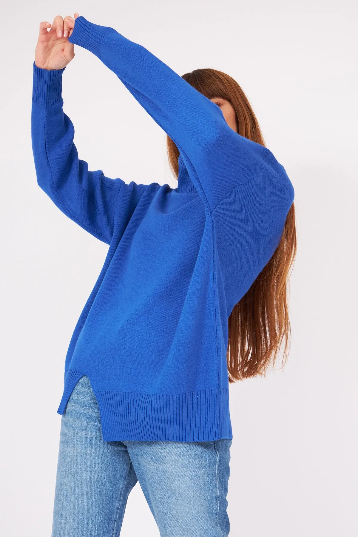 DARK BLUE STRAIGHT TURTLENECK SWEATER