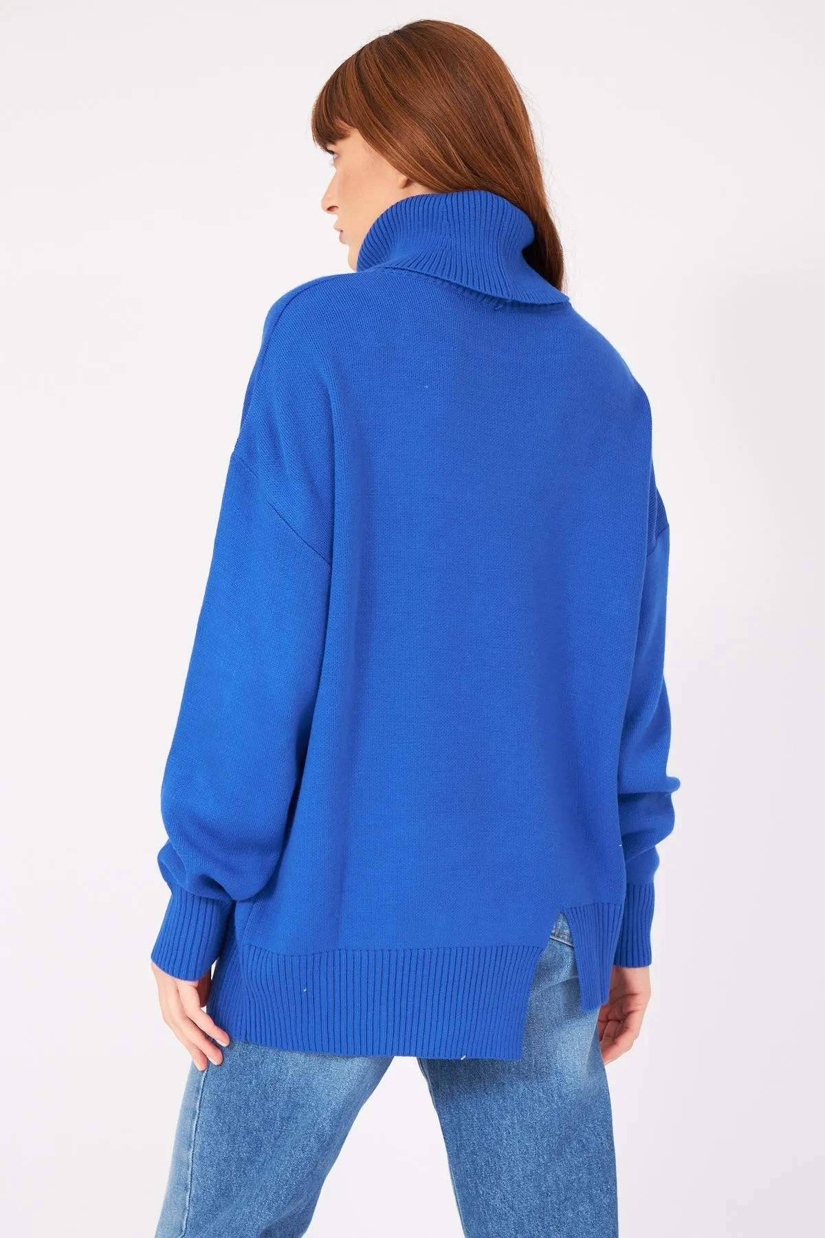 DARK BLUE STRAIGHT TURTLENECK SWEATER
