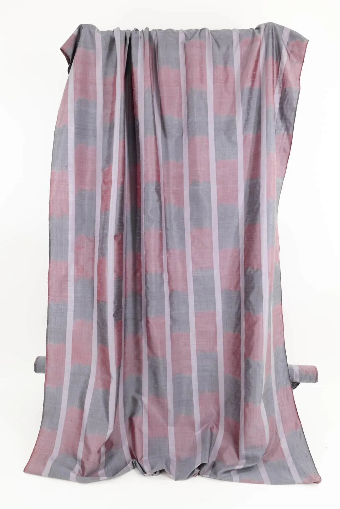 Darsha Ikat Silk Woven - ENDCUT