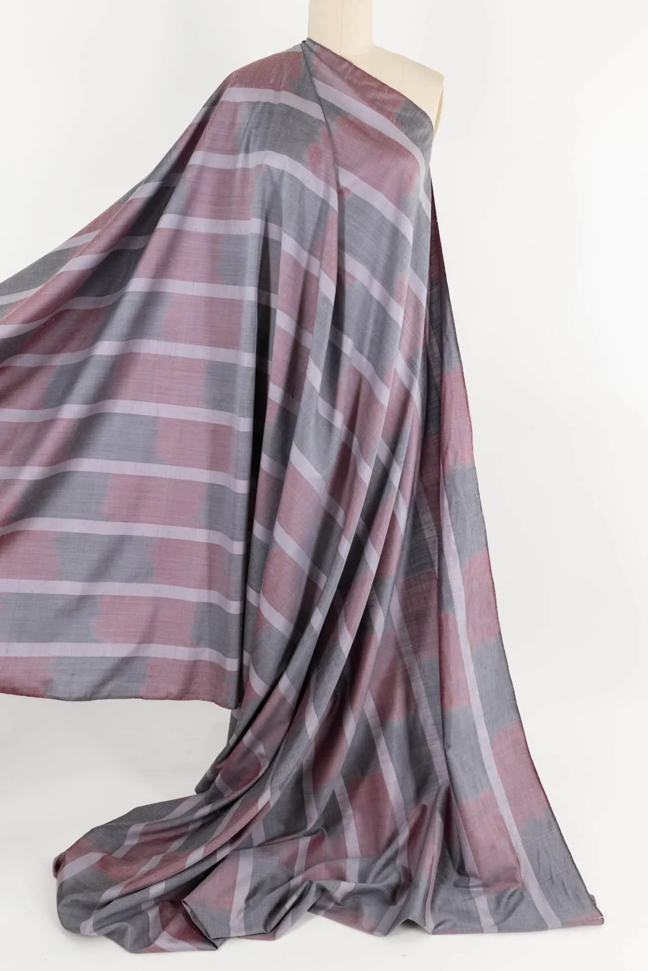 Darsha Ikat Silk Woven - ENDCUT