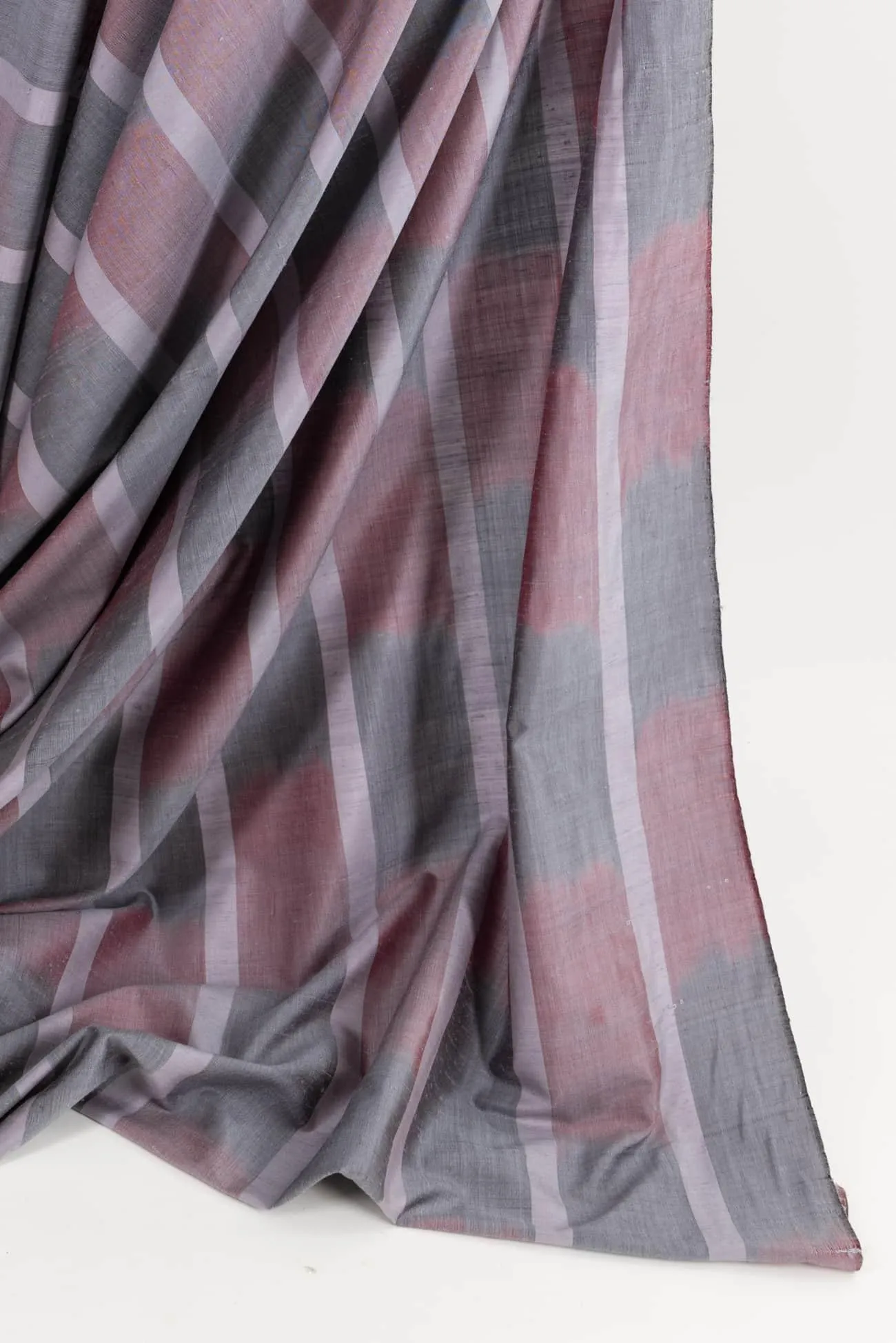 Darsha Ikat Silk Woven - ENDCUT