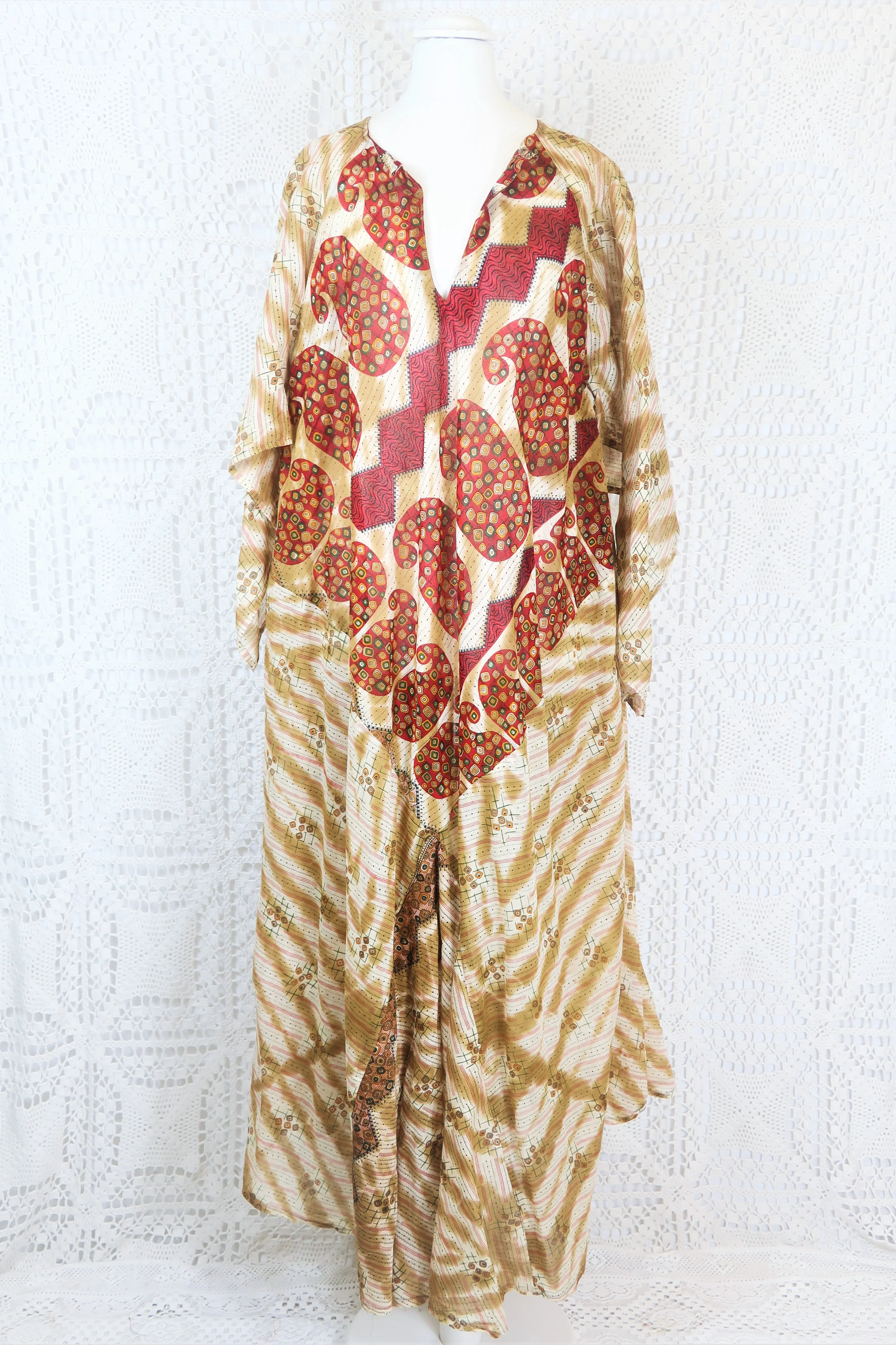 Goddess Dress - Vintage Indian Cotton - Ruby & Beige Paisley - Free Size