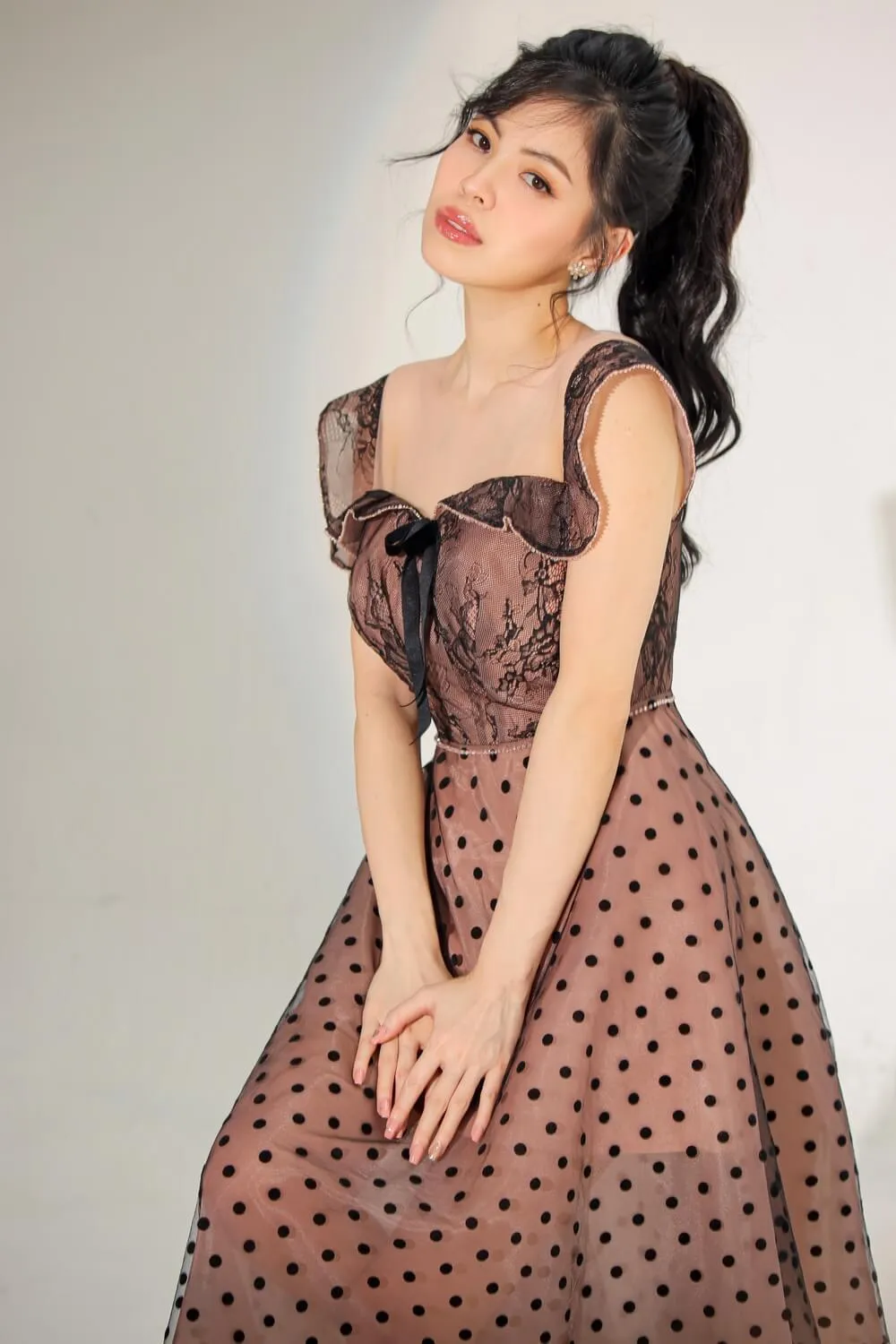 Leto A-line Square Neck Organza Midi Dress