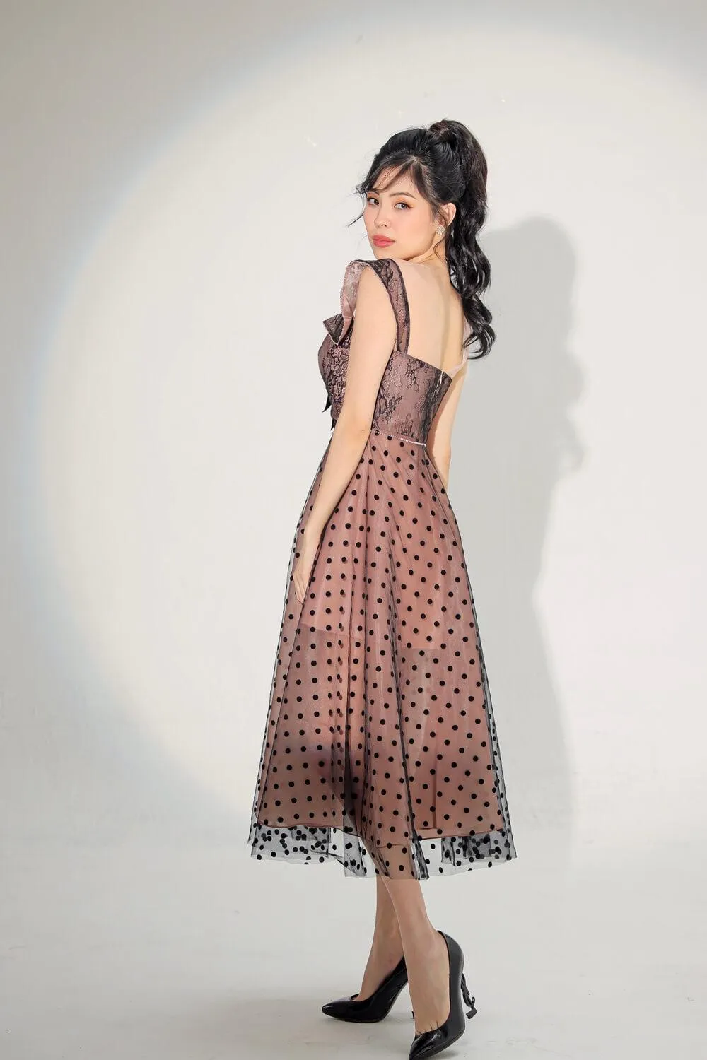 Leto A-line Square Neck Organza Midi Dress