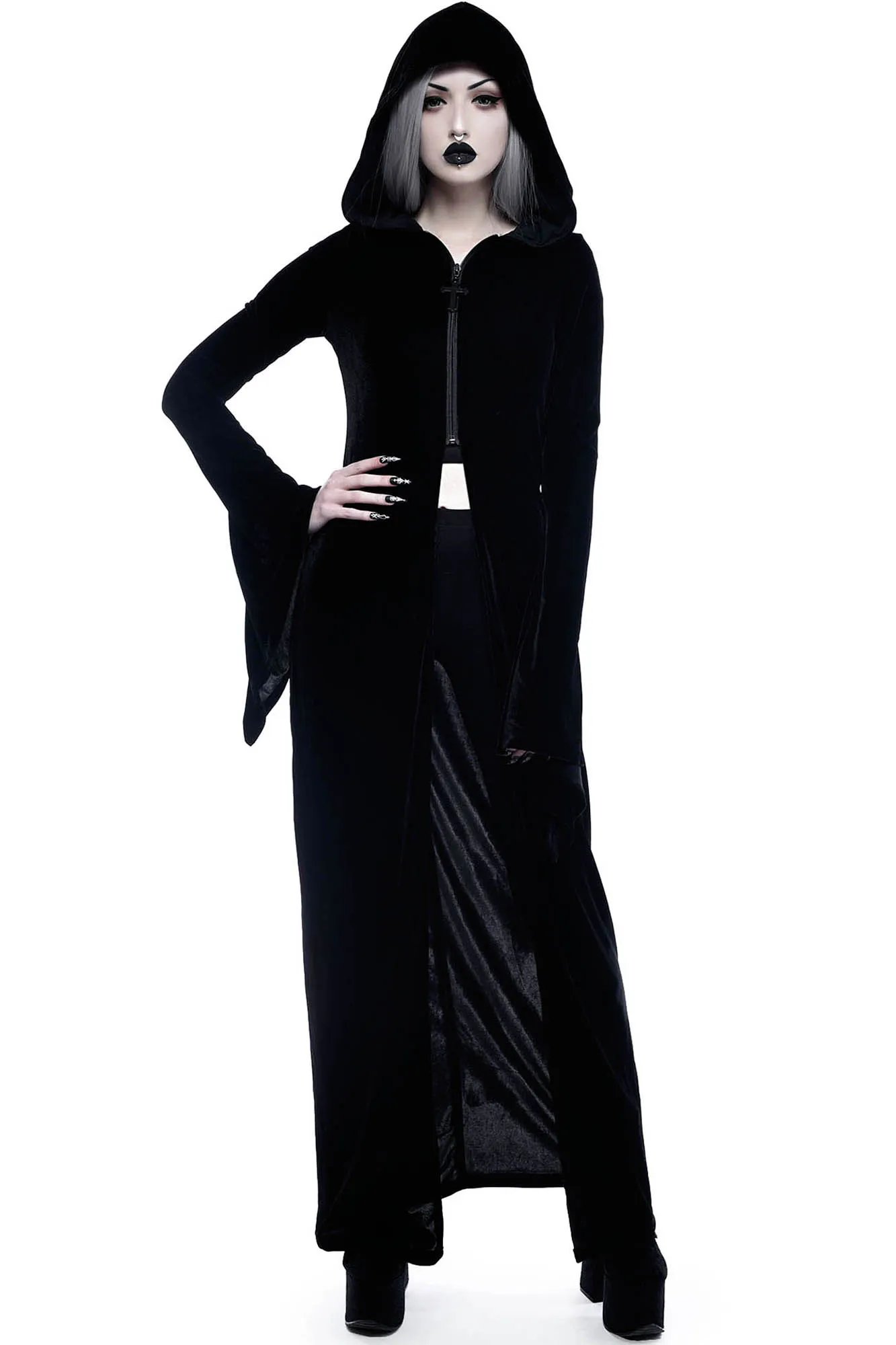 Lucinda Cloak