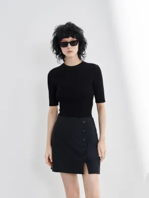 Round Neckline Cross Knit Top