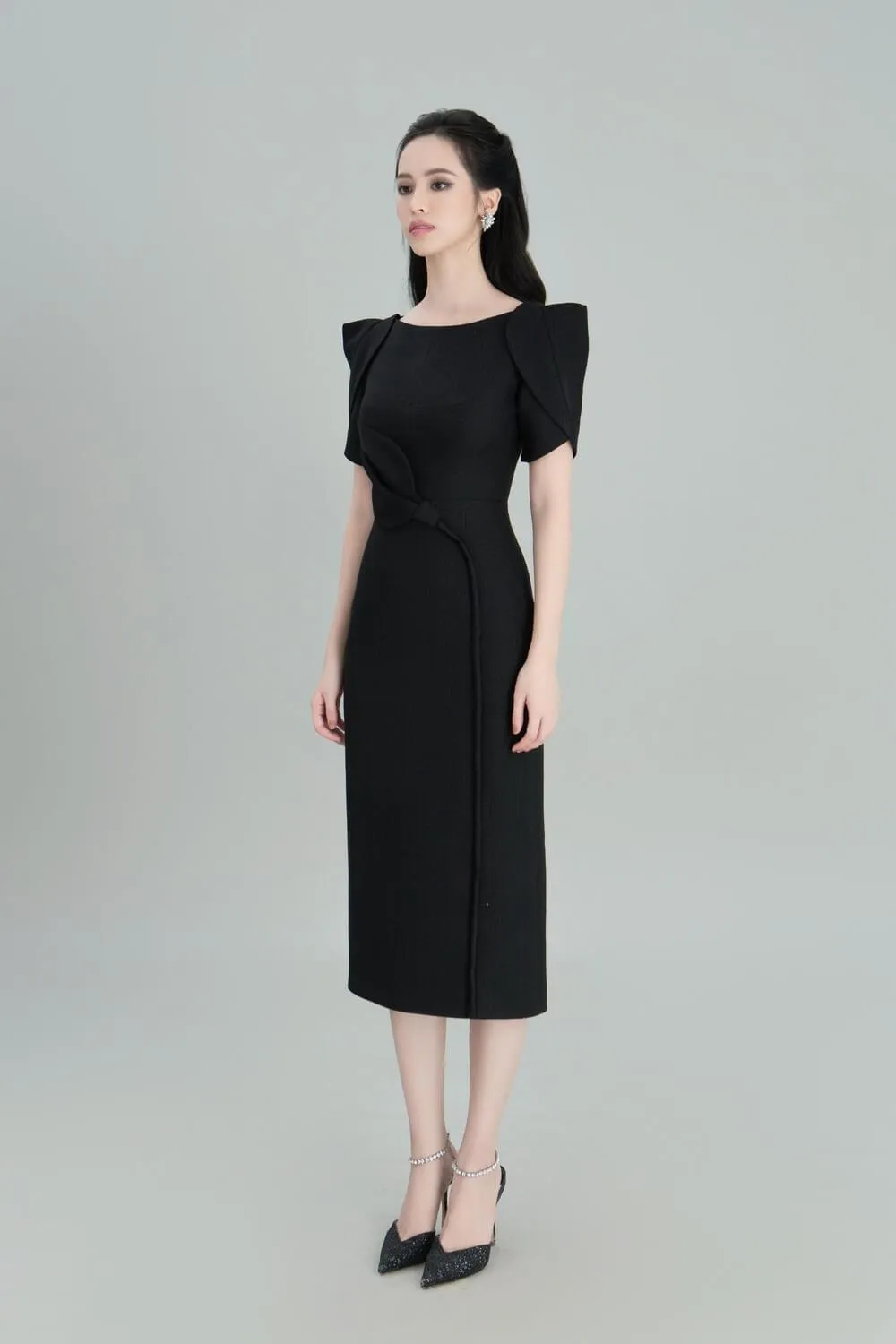 Sandy Straight Boat Neck Burlap Midi Dress