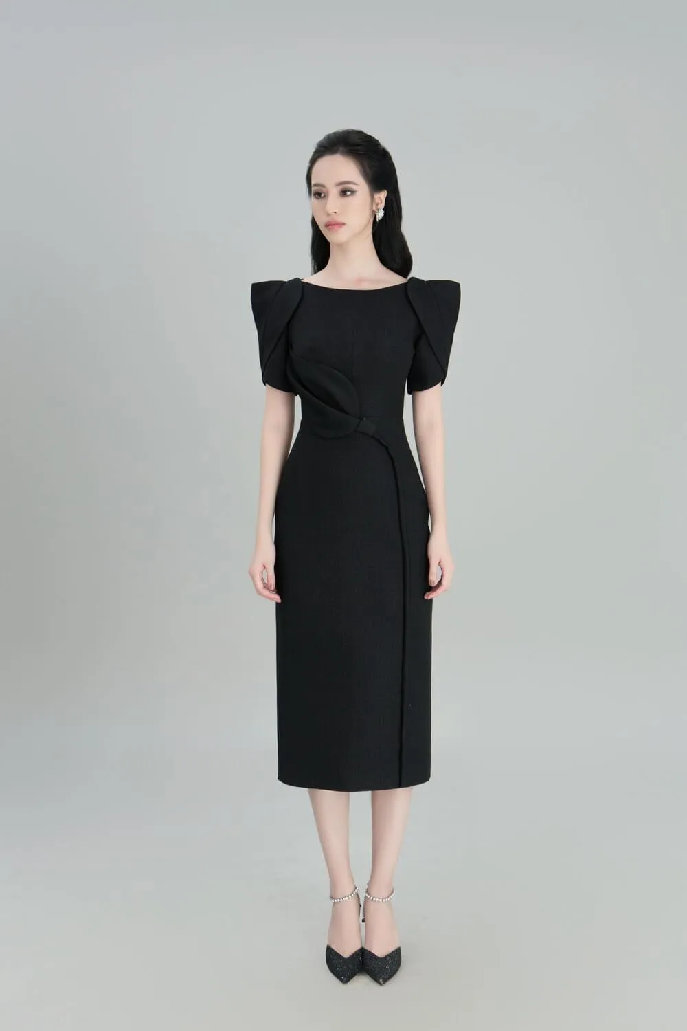 Sandy Straight Boat Neck Burlap Midi Dress