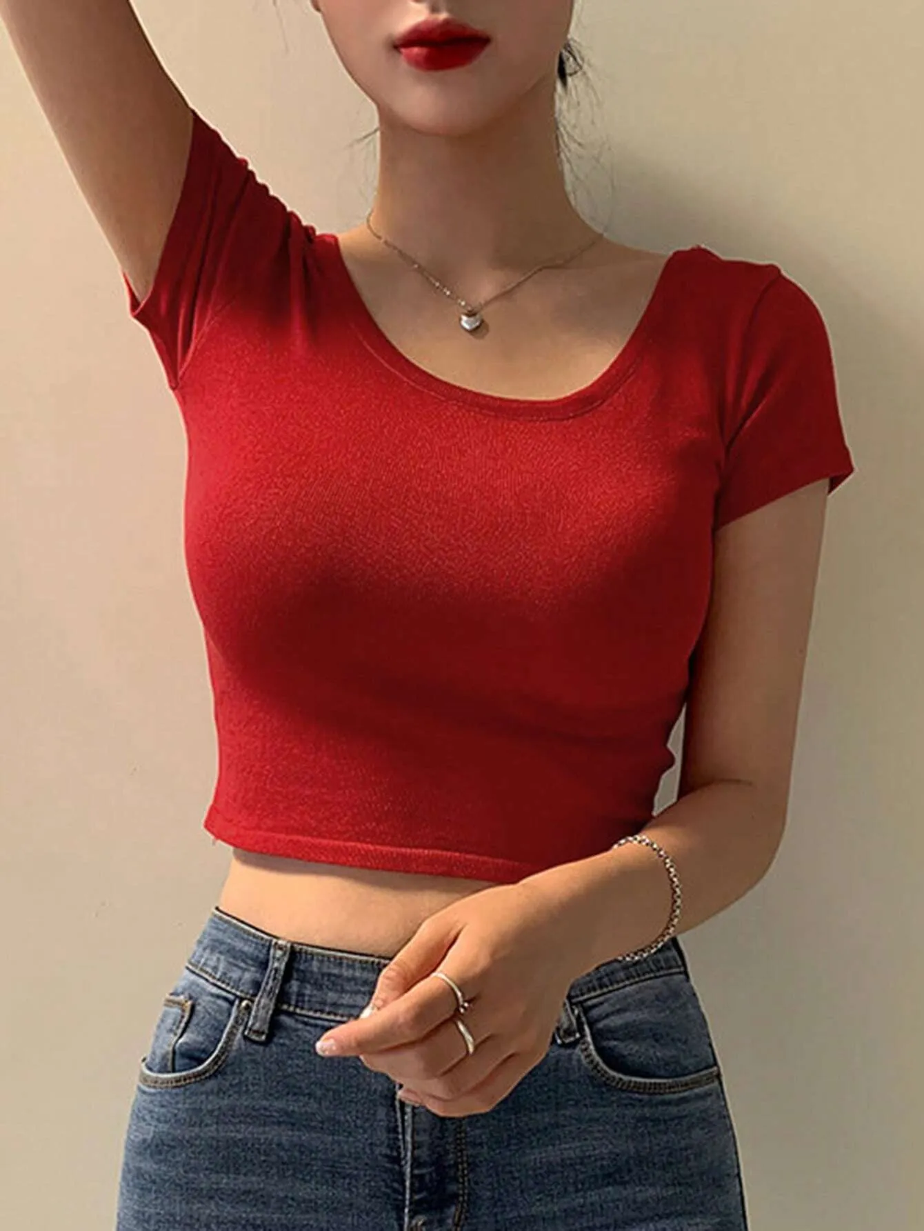 SHEIN DAZY Women's Solid Color Backless Bow Knit Crop Top