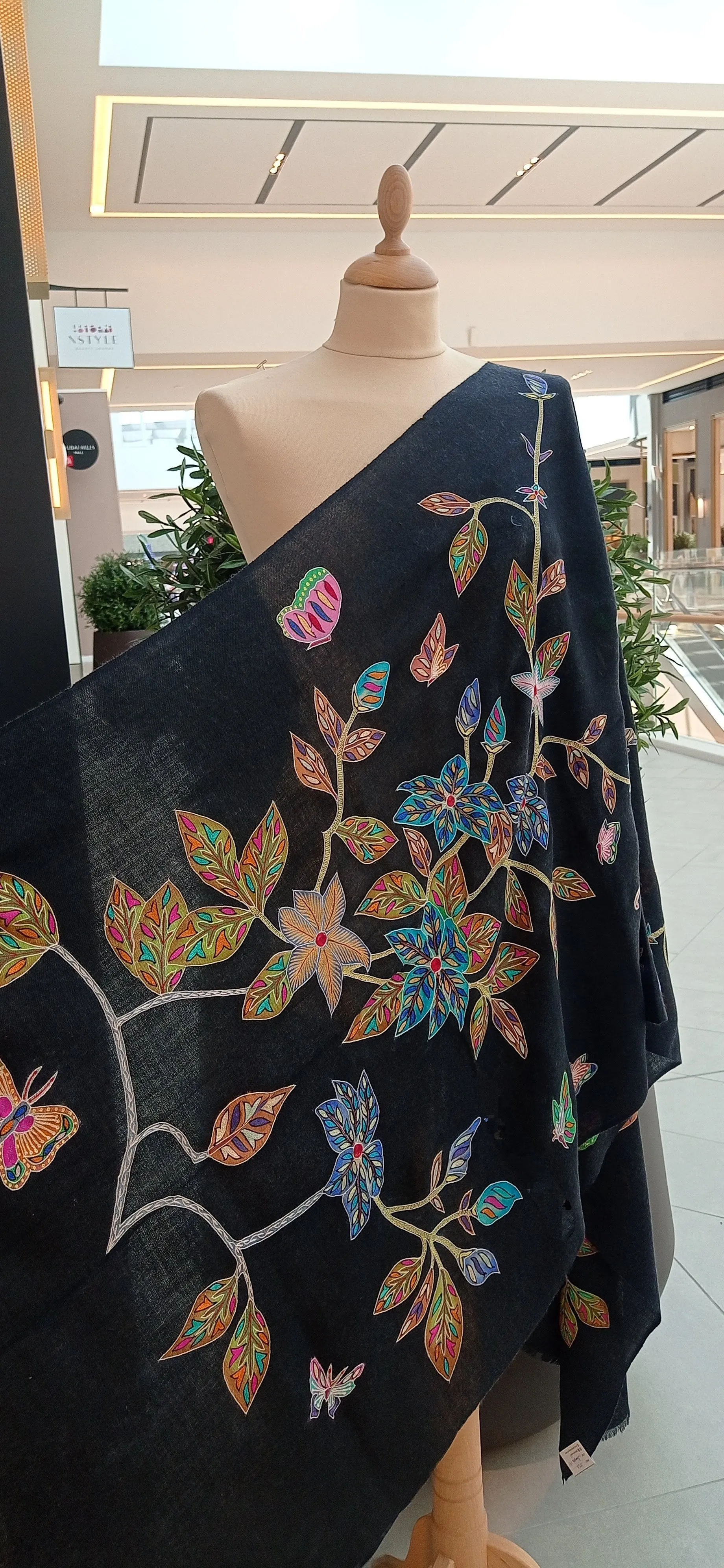 Shipra Black Floral Kalamkari Pashmina Scarf