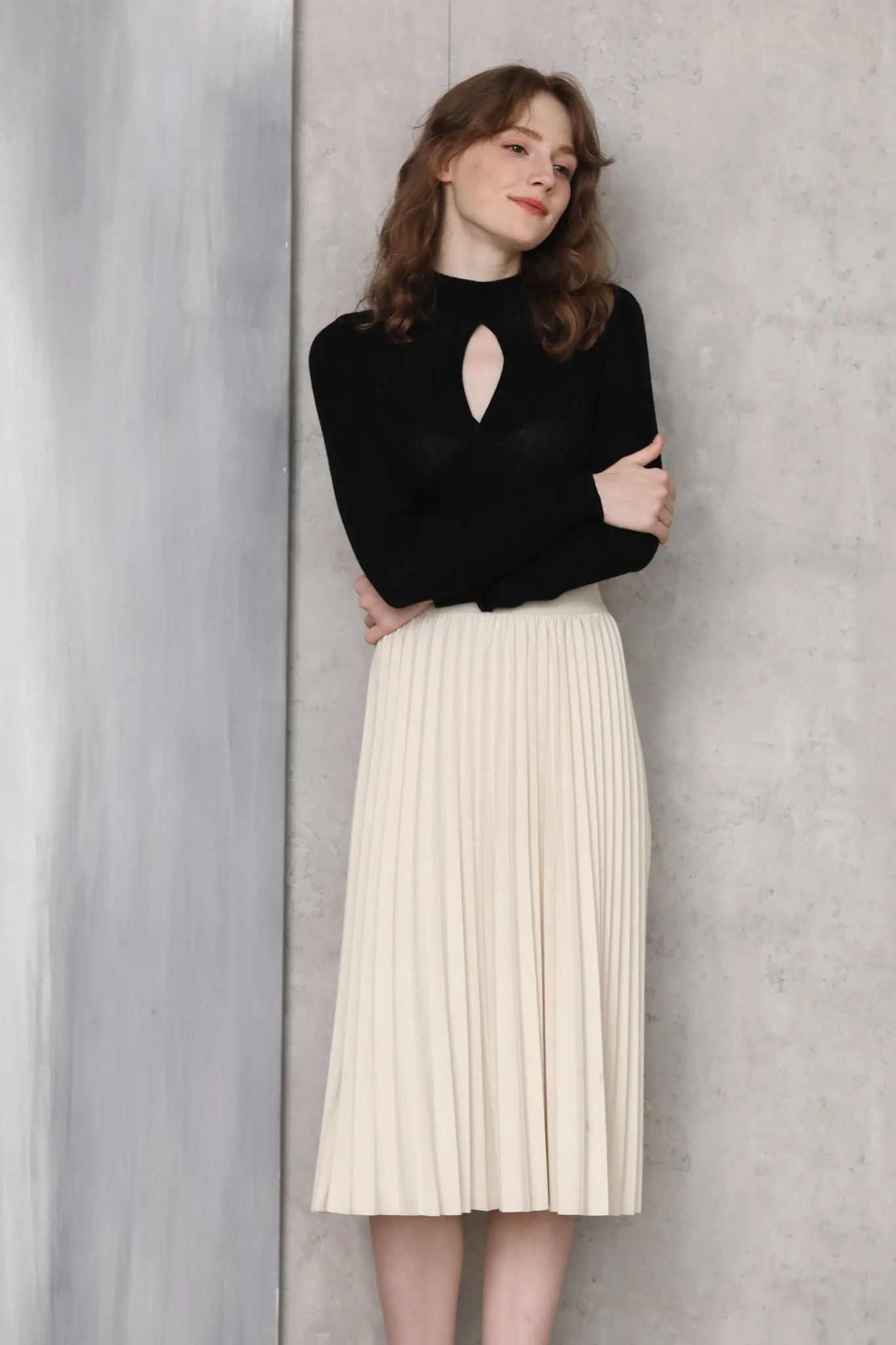 Sylphide | Reine Black Cut Out Wool Sweater