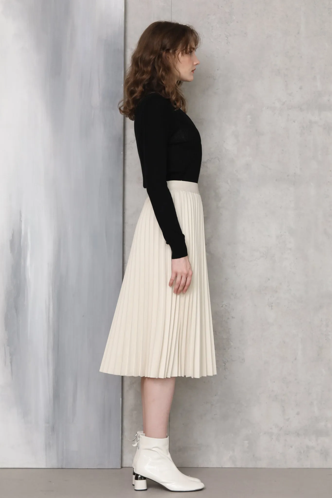 Sylphide | Reine Black Cut Out Wool Sweater