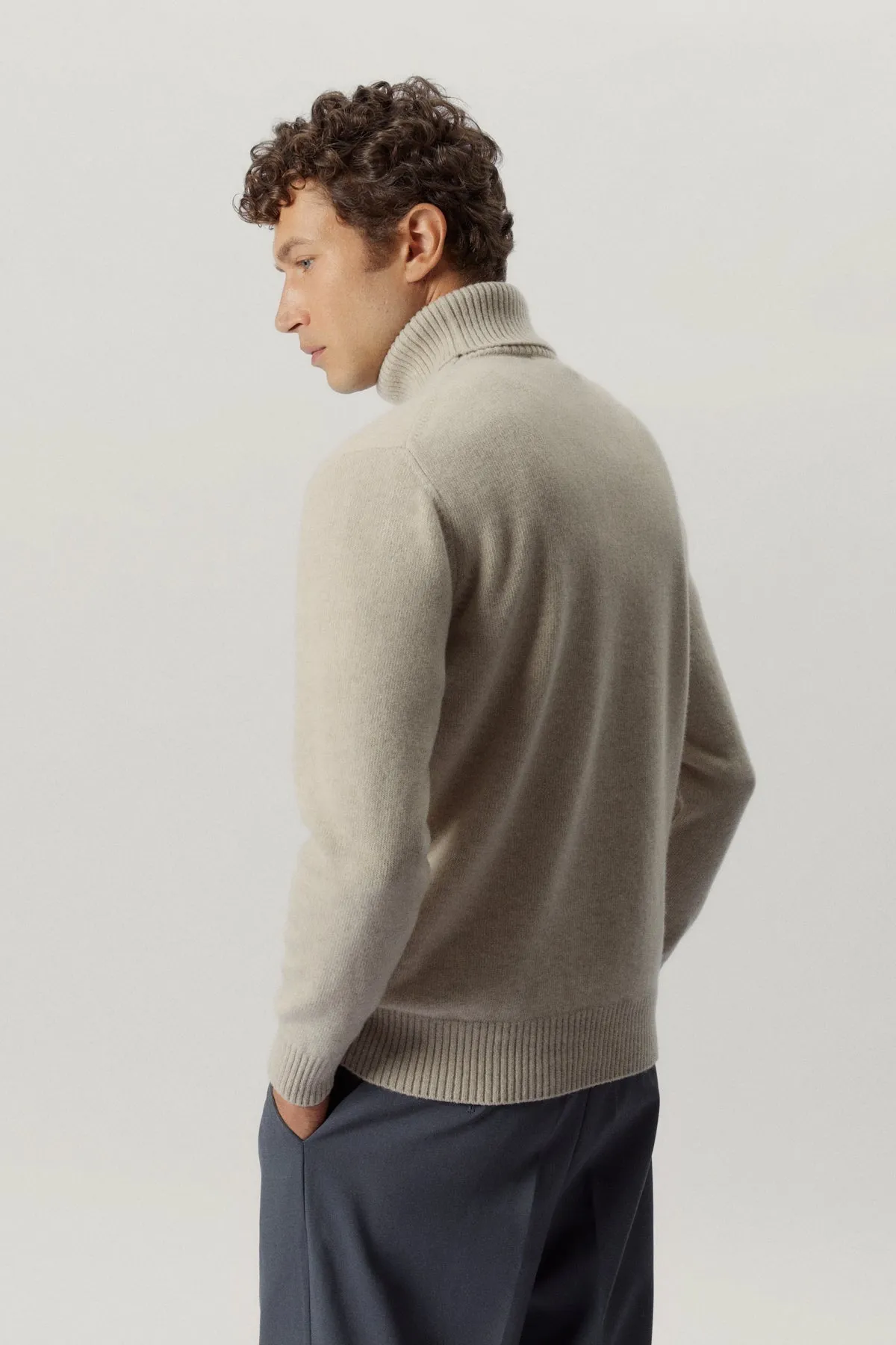 The Woolen Roll-Neck