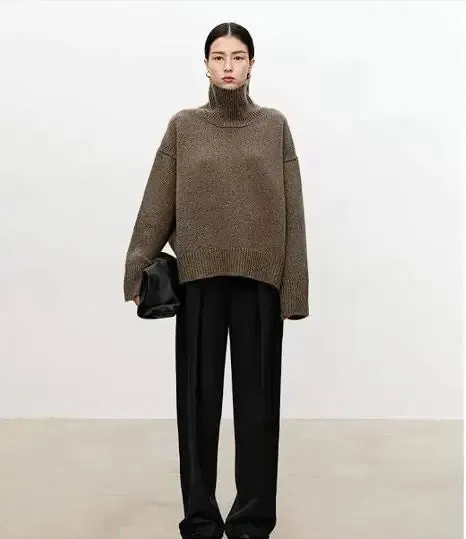 Woman's Cashmere Turtleneck Sweater