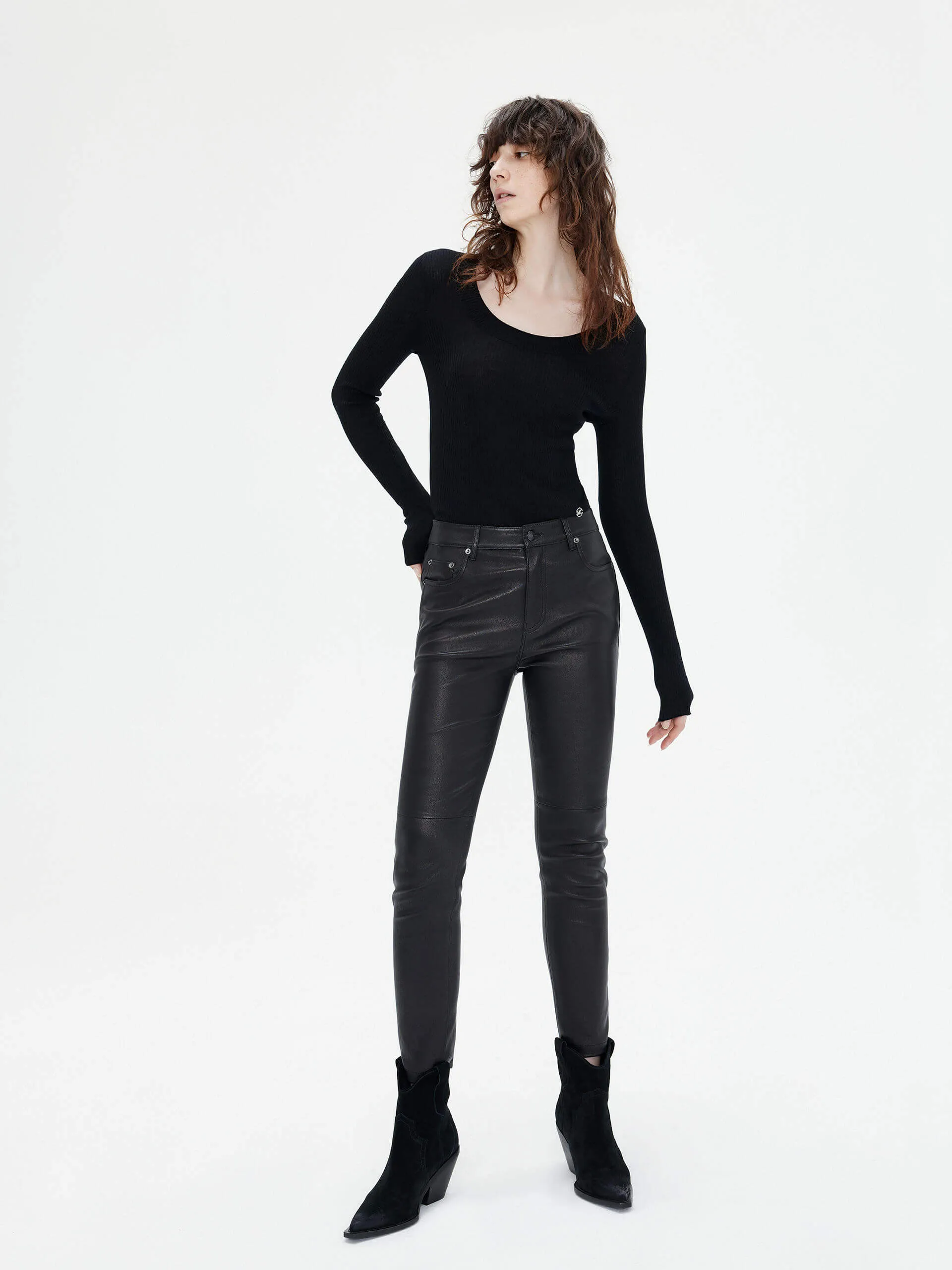 Wool Tight Fit Knit Top