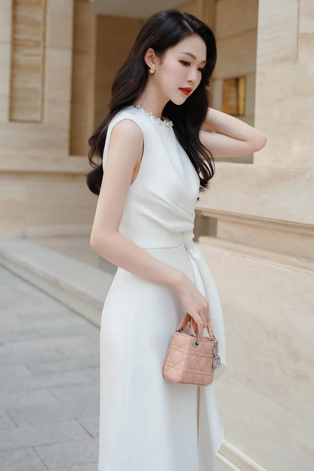 Yami A-line Sleeveless Velvet Midi Dress